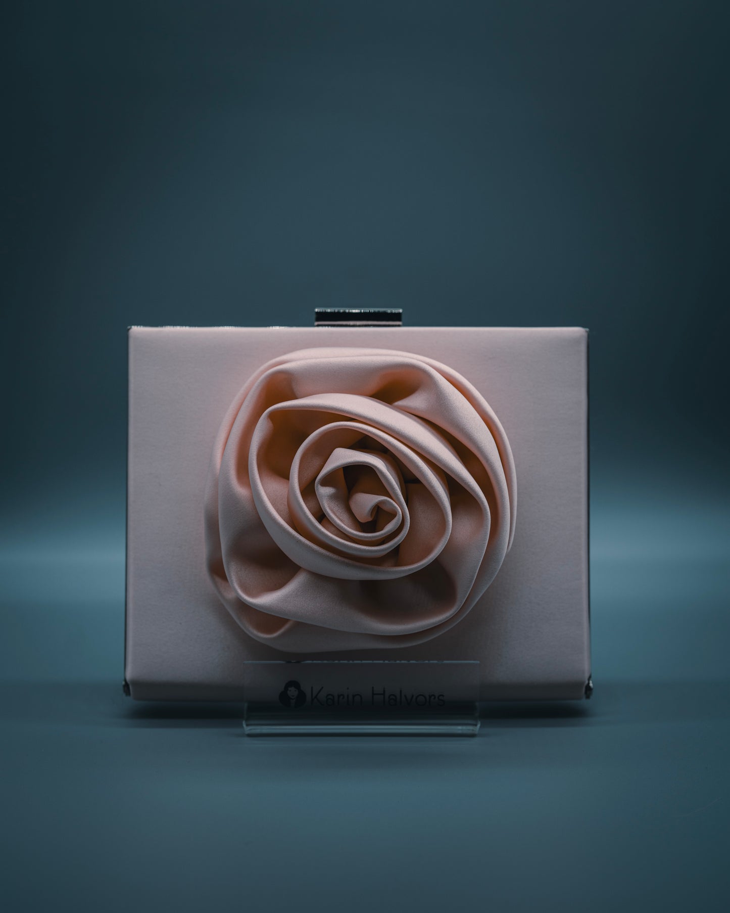 ROSE, Hård väska med ros, Satin, POUDER - 2st